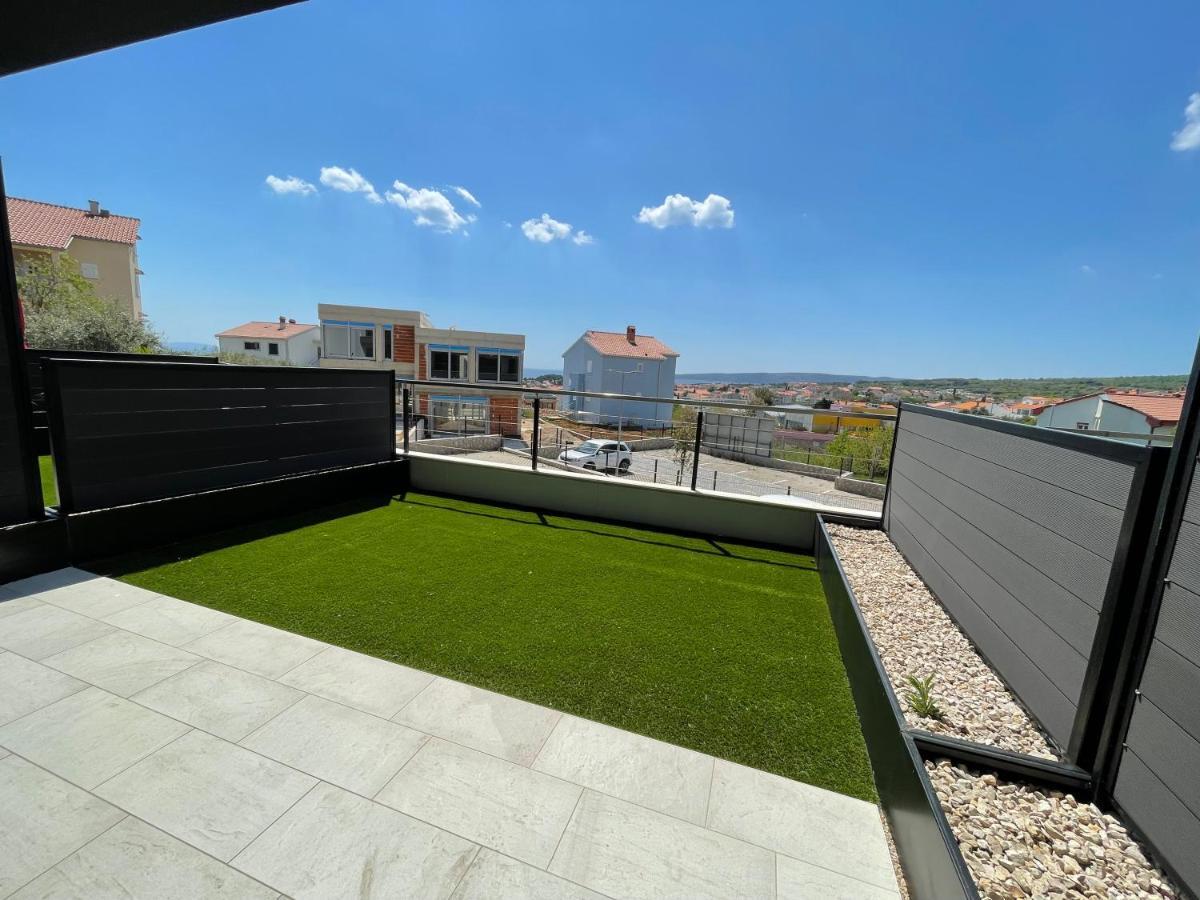Lux Nanea Apartment Крк Экстерьер фото