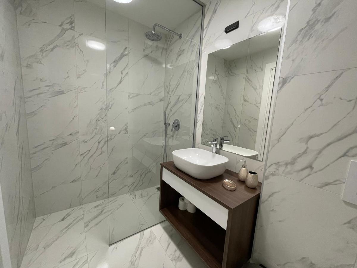 Lux Nanea Apartment Крк Экстерьер фото