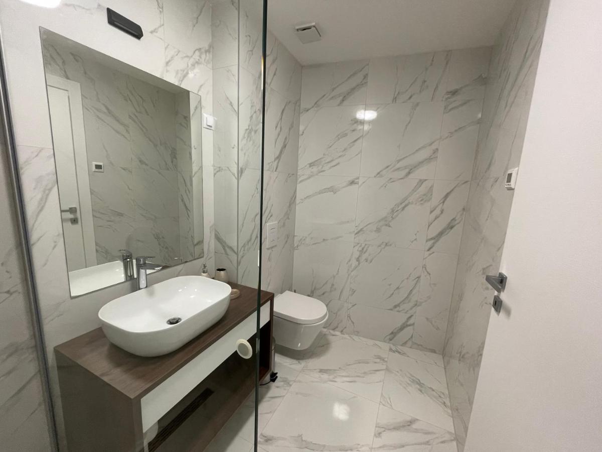 Lux Nanea Apartment Крк Экстерьер фото