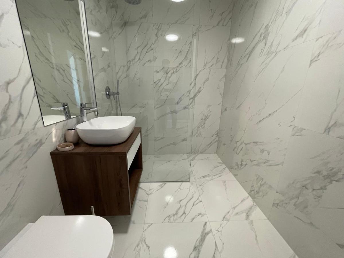 Lux Nanea Apartment Крк Экстерьер фото